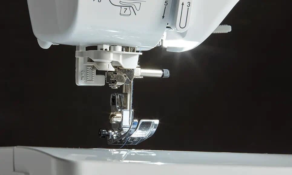 Brother Innov-is-A16 – Máquina de Coser Electrónica con 16 Puntadas y LCD - Imagen 4