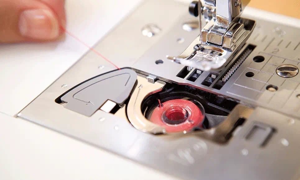 Brother Innov-is15 – Máquina de Coser Electrónica con 16 Puntadas y Pantalla LCD - Imagen 4