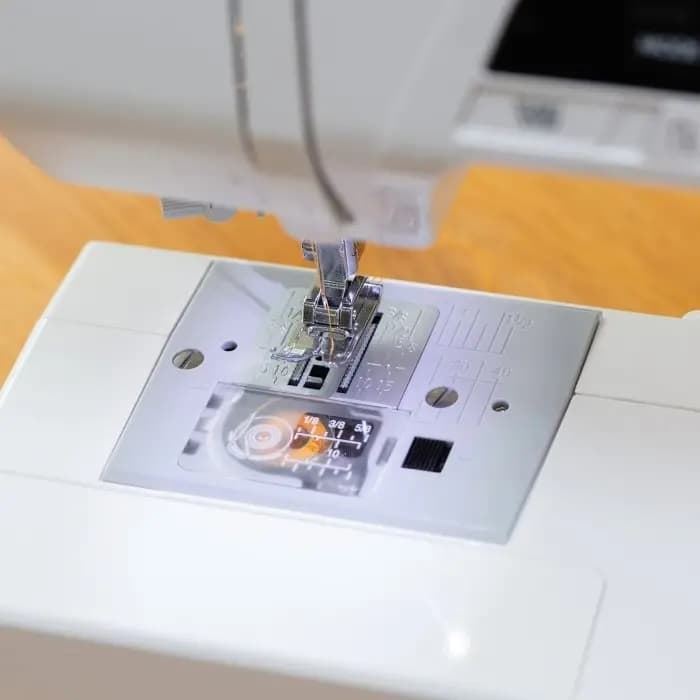 Elna 450 eX – Máquina de Coser Electrónica con Pantalla LCD y 30 Puntadas - Imagen 4
