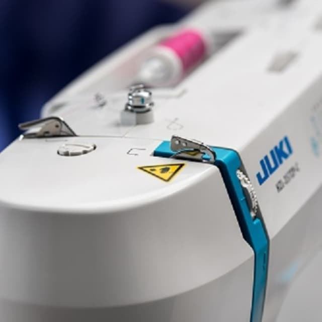 Juki HZL-357–ZP – Máquina de Coser Mecánica Robusta y Versátil - Imagen 4