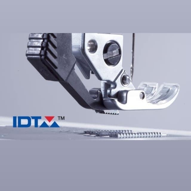 Pfaff Select 3.2 – Máquina mecánica con sistema IDT doble arrastre y brazo libre - Imagen 7