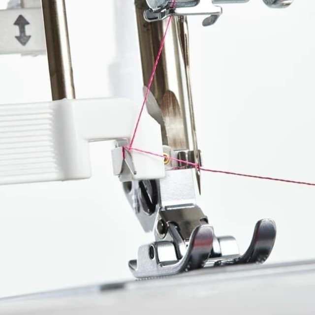 PFAFF Smarter 160s – Máquina de Coser Mecánica con Estilo y Precisión Alemana - Imagen 3